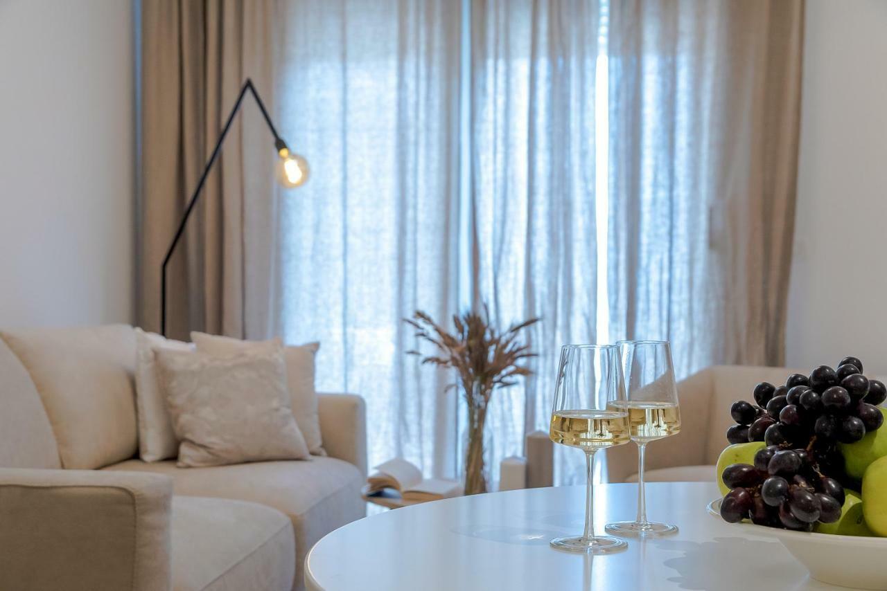 The Pleasurist - Apartment With Private Heated Pool And Terrace Split Extérieur photo