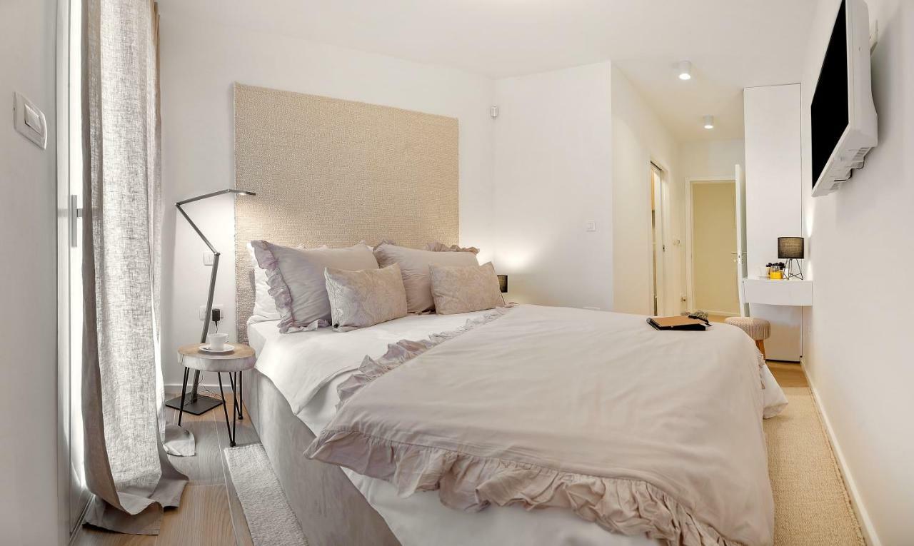 The Pleasurist - Apartment With Private Heated Pool And Terrace Split Extérieur photo